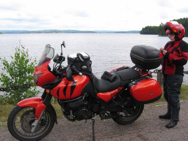 Åsunden-järven rannalla. Ruotsi